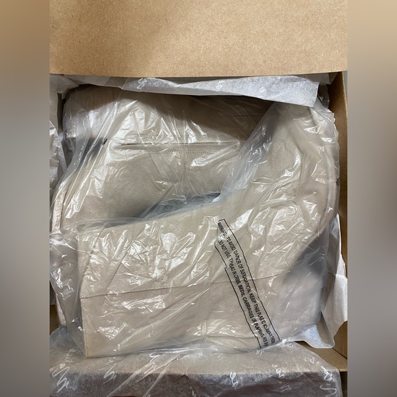 Matisse Caty Boot - Ecru Suede - Picture 5 of 6